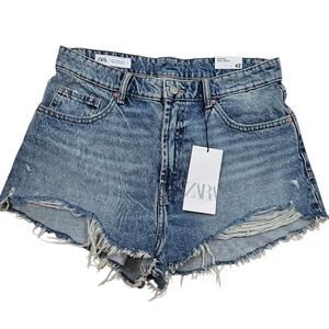 Zara Curvy High Rise Denim Shorts In 10 NWT
